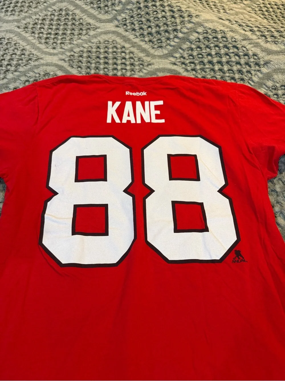 Reebok Chicago Blackhawks Patrick Kanes #88 Graphic Tee
